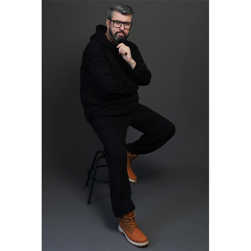 Bluza męska MOVE czarna na meszku z ukryta kieszenią na telefon